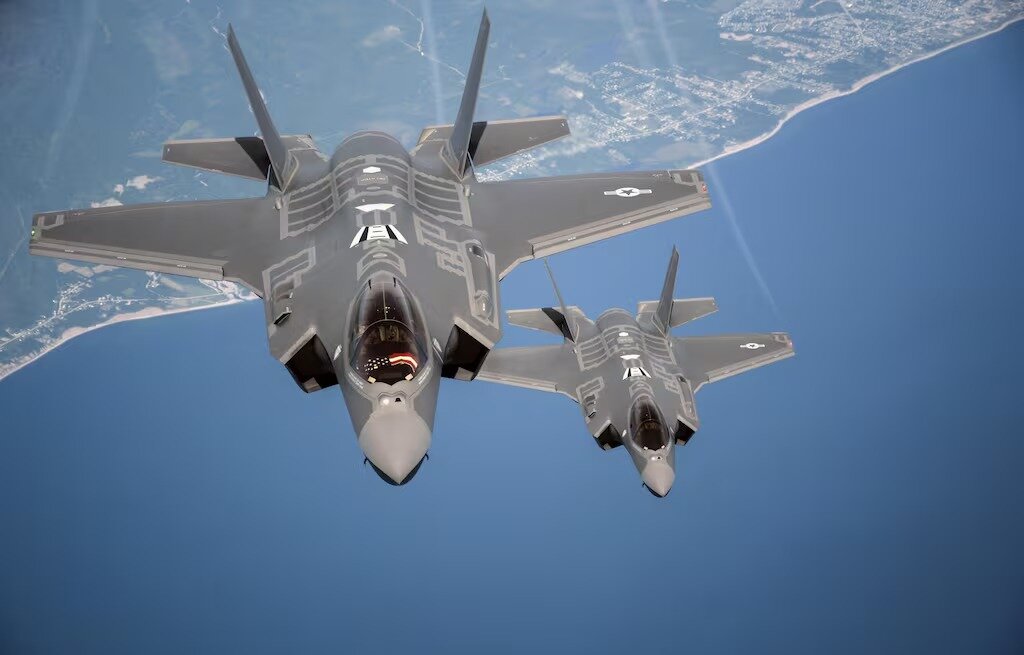 آیا واقعا جنگنده چینی از F-35 قدرتمندتر است؟ /تصویر