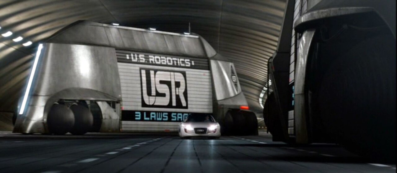 شباهت جالب تسلا به فیلمهای تخیلی /عکس