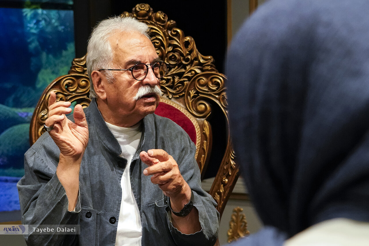 مشکل تئاتر را از اساتید دانشگاه میدانم/ اکبر رادی، میلر، برشت، ایبسن و چخوف ایران است