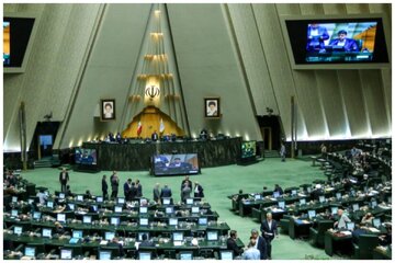 مخالفت شدید صباغیان: خروجی از موافقتنامه های خارجی نمی بینیم/قالیباف: چیزی را تغییر ندهید/ایزدخواه: وقتی در سوریه شهید دادیم، باید در اقتصادش هم باشیم مخالفت شدید صباغیان: خروجی از موافقتنامه های خارجی نمی بینیم/قالیباف: چیزی را تغییر ندهید/ایزدخواه: وقتی در سوریه شهید دادیم، باید در اقتصادش هم باشیم