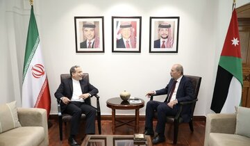 Iran FM meets Jordanian counterpart in Amman