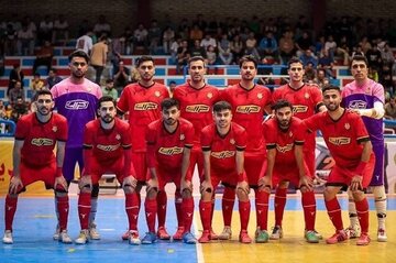 نوار پیروزیهای کراپ در کرمان پاره شد