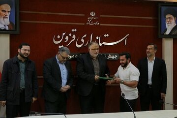 تقدیر از برترین مربی تکواندوی جهان و قهرمانان مسابقات فیتنس