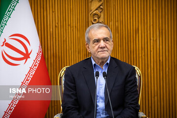 پزشکیان: بریکس فرصت خوبی برای پایان دادن به تمامیت خواهی آمریکا است/ پزشکیان با کدام یک از سران کشورها دیدار میکند؟ پزشکیان: بریکس فرصت خوبی برای پایان دادن به تمامیت خواهی آمریکا است/ پزشکیان با کدام یک از سران کشورها دیدار میکند؟