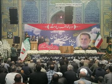 فرماندهان بلندپایه سپاه و ارتش زیر یک سقف /عارف، مخبر و استاندار تهران هم آمدند +جزئیات فرماندهان بلندپایه سپاه و ارتش زیر یک سقف /عارف، مخبر و استاندار تهران هم آمدند +جزئیات