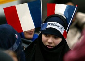 چگونه دین در اروپا نهادینه شد؟