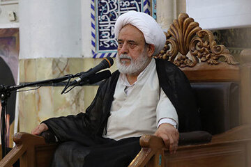 وقتی نارضایتی پدر و مادر موجب دوری از رحمت الهی میشود وقتی نارضایتی پدر و مادر موجب دوری از رحمت الهی میشود