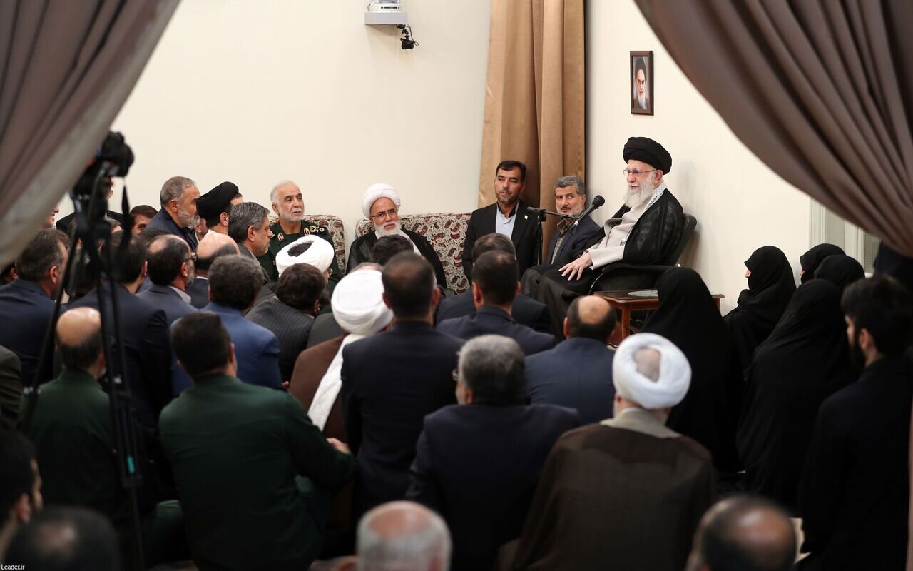 Supreme Leader's sends message on martyrdom of Hezbollah leader Sayyed Hashem Saffiedine