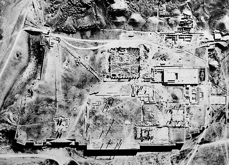 تختجمشید پیش از حفاری چه شکلی بود؟ / عکس + فیلم