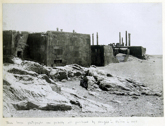 تختجمشید پیش از حفاری چه شکلی بود؟ / عکس + فیلم