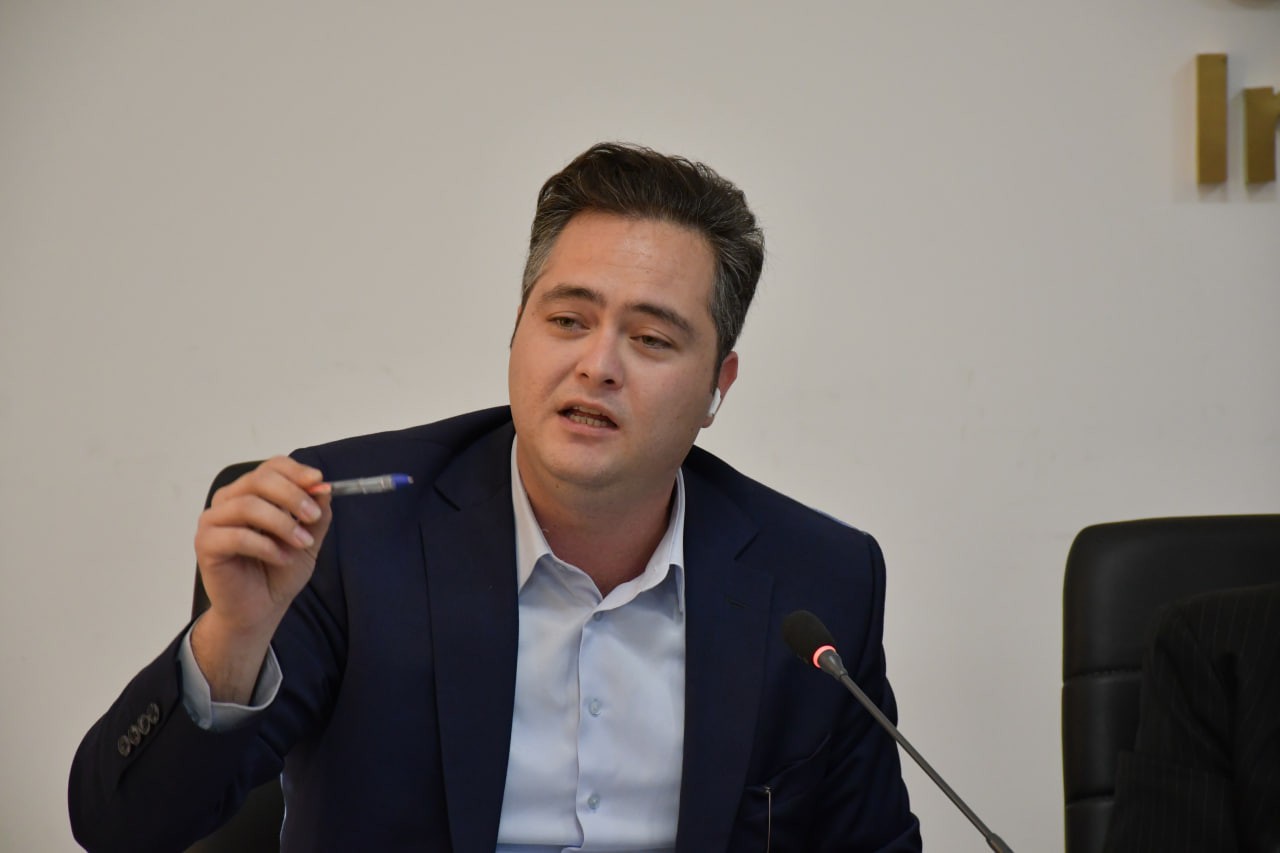 لجستیک و بازرگانی هر دو سرمایهگذاری هستند