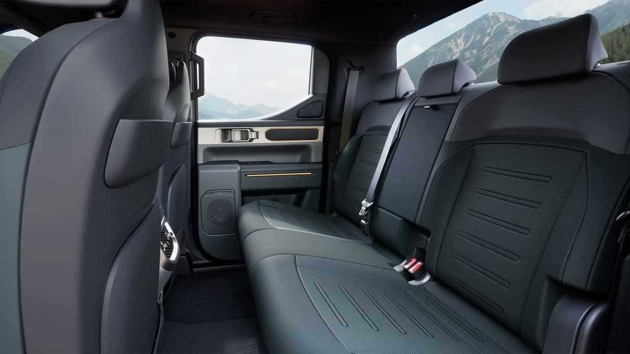 این پیکاپ کرهای برای رقابت با هایلوکس و فورد رنجر تولید شده است /عکس