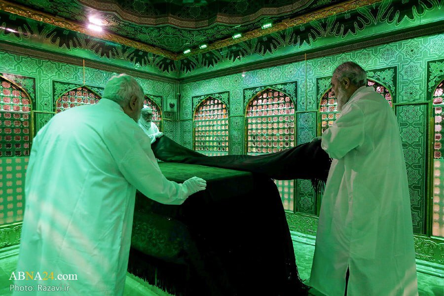 تصاویر | حضور دبیرکل جدید حزب الله لبنان در کنار ناطق نوری در حرم امام رضا (ع)