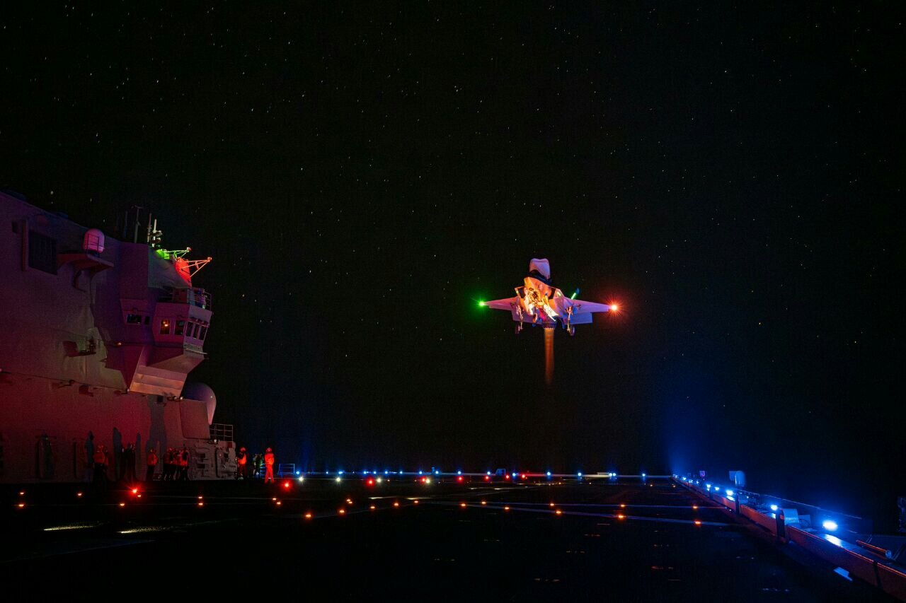 آمریکا جنگندههای اف ـ ۳۵ را به پرواز درآورد/عکس