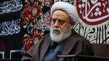 امام زمان برای توسل به چه کسی سفارش کرده اند؟