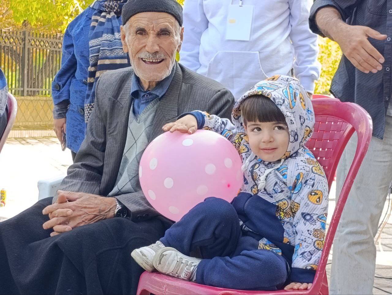 عدم تطابق پروازها مانع حضور برخی از گروههای تئاتری در بخش بین الملل شد/ نمایشهایی برای کودکان کمبرخوردار