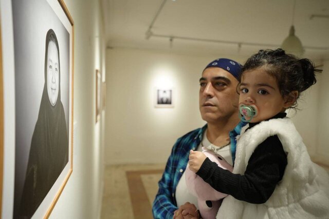 پرتره کودکان افغانستانی در ایران قاب شد/ «حیات کرانه» بیشناسنامه