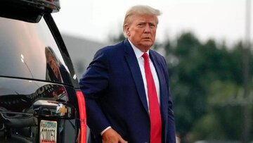 ترامپ گوشیهای آیفون و سامسونگ را تغییر میدهد