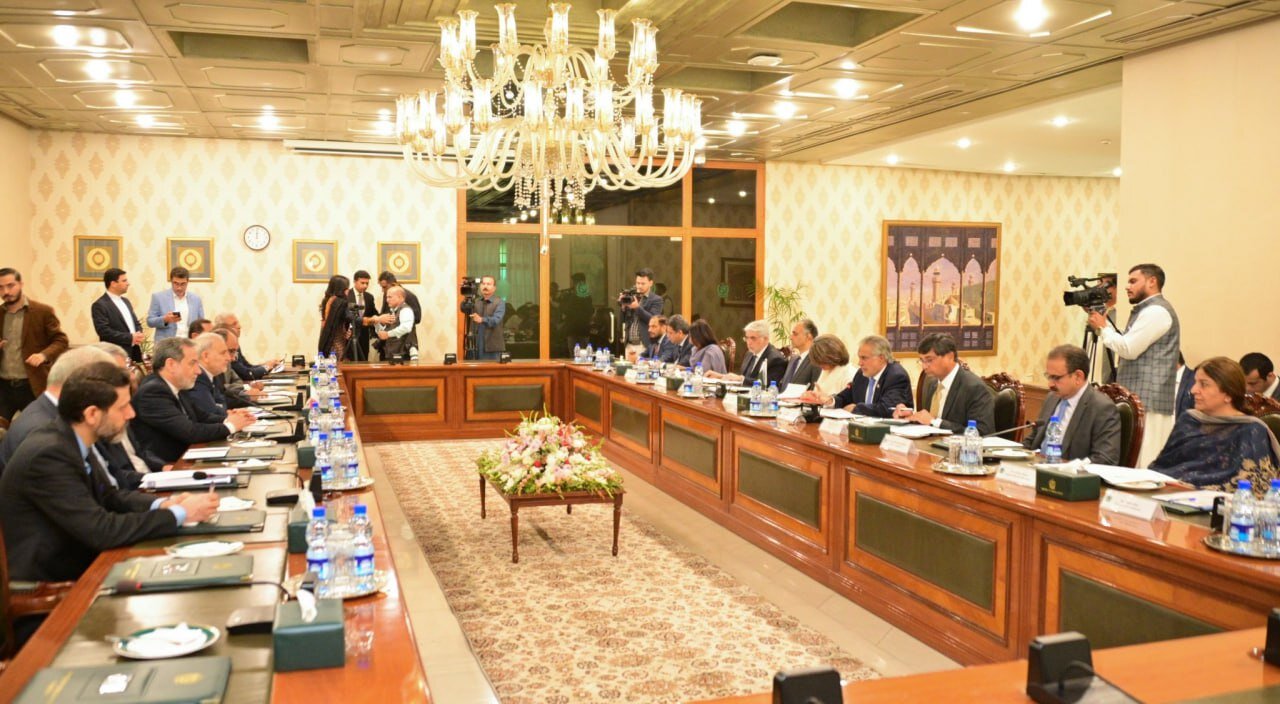 پس از حادثه تنشزای سال گذشته؛ چرا سفر عراقچی به پاکستان مهم است؟