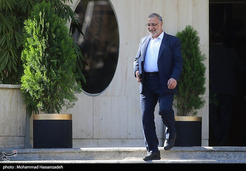 رفت و آمد رقیب انتخاباتی پزشکیان به دولت ادامه دارد 3 رفت و آمد رقیب انتخاباتی پزشکیان به دولت ادامه دارد +تصاویر