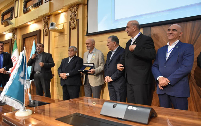 سرطان هرگز تمام نمیشود و ما باید به نیازهای افراد مبتلا به سرطان توجه ویژه داشته باشیم/ دو پیراهن و کفش علی دایی به مبلغ ۴۰ میلیارد ریال فروخته شد