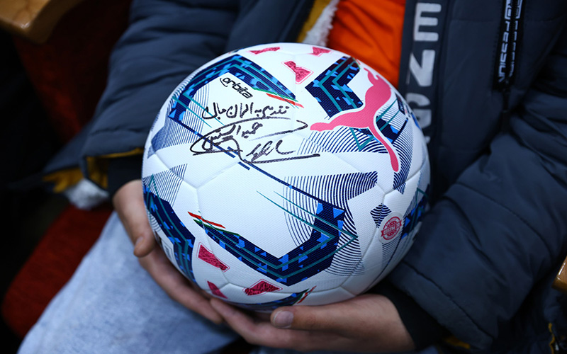 سرطان هرگز تمام نمیشود و ما باید به نیازهای افراد مبتلا به سرطان توجه ویژه داشته باشیم/ دو پیراهن و کفش علی دایی به مبلغ ۴۰ میلیارد ریال فروخته شد