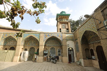 ماجرای مسجد ساعت و معماری متفاوتی با الهام از شمس‌العماره