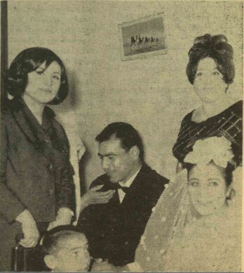 گزارشی از مراسم عقدکنان جهانپهلوان تختی/ پنج بار خطبه عقد خوانده شد/ «ویگن» در مراسم تختی خواند/ از فدارسیون فقط یکنفر آمده بود!