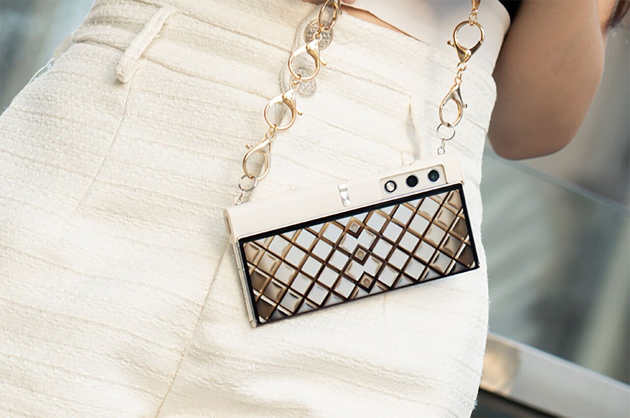 گوشی کیفی آنر وی