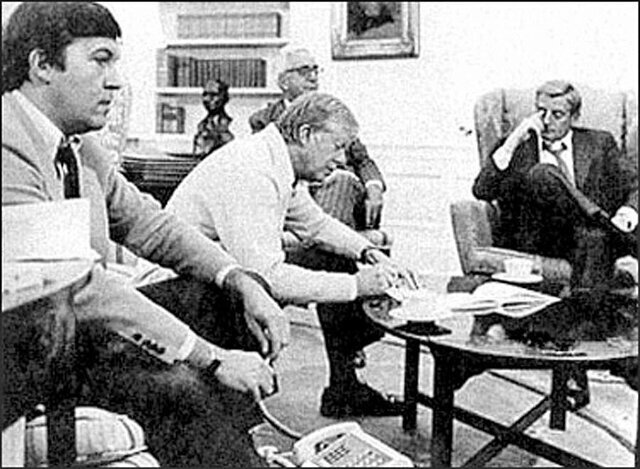 با دولت آمریکا رابطه پیدا میکنیم اگر .../ با فرمان این رئیس جمهور آمریکا اموال ایران بلوکه شد