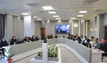 تنگ نظری حاکم موجب عدم پیشرفت استان چهارمحال وبختیاری شده است تنگ نظری حاکم موجب عدم پیشرفت استان چهارمحال وبختیاری شده است