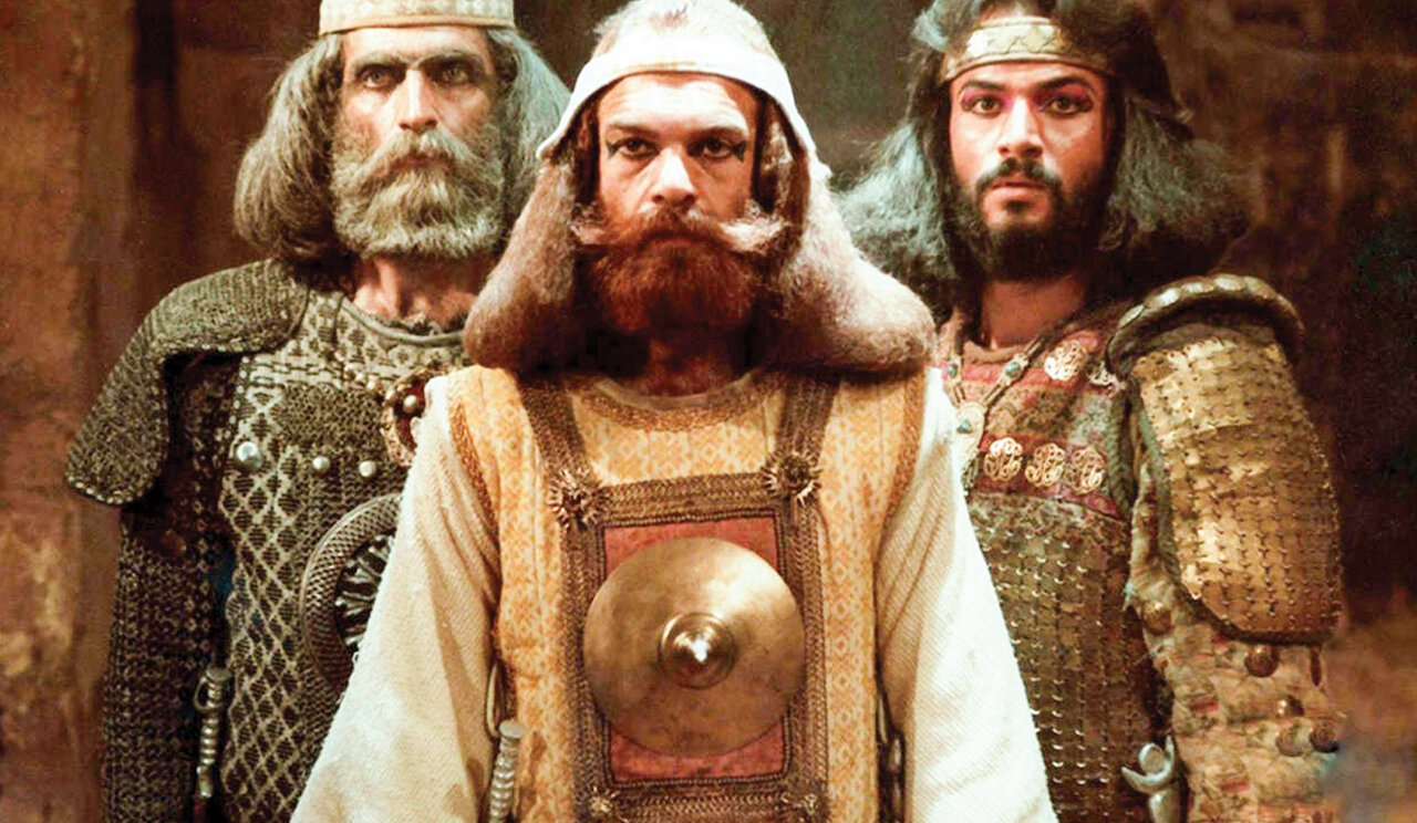 گفتوگو با سوسن تسلیم وقتی «مرگ یزدگرد» را تجربه میکرد/ با صحبت کردن نمیشود شخصیت کاذب و روزنامهای برای خود کسب کرد/ بیضایی میداند چه میکند