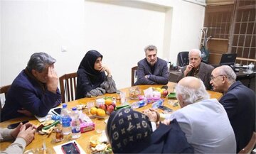 با صنوف و انجمن‌ها تعامل خواهیم داشت/ نمایندگان نسل جدید را پای کار بیاورید/آمادگی دارم مجوز ها را به شما بسپارم