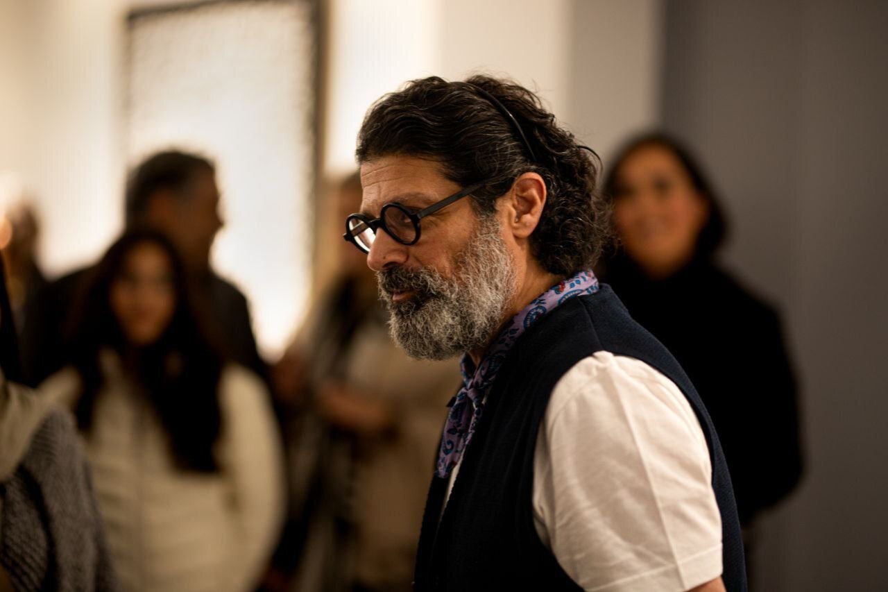 روایت لیلی گلستان از یک نمایشگاه نقاش؛ هنرمند حرفهای و معلم خوب