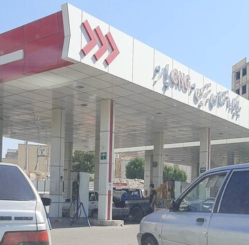 آتشسوزی در پمپ بنزین پامرو بندرعباس؛ علت حادثه در دست بررسی است آتشسوزی در پمپ بنزین پامرو بندرعباس؛ علت حادثه در دست بررسی است