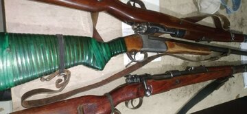 کشف و ضبط ۳ قبضه اسلحه در پلدختر /  ۷  متخلف بازداشت شدند کشف و ضبط ۳ قبضه اسلحه در پلدختر /  ۷  متخلف بازداشت شدند