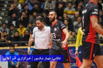تصاویری از بازگشت هیجان والیبالی به سکوهای دورنالاریوواسی ارومیه