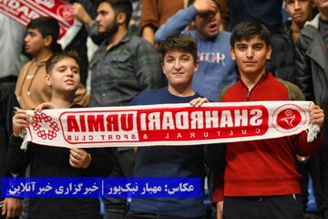 تصاویری از بازگشت هیجان والیبالی به سکوهای دورنالاریوواسی ارومیه