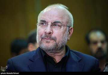 هشدار قاطعانه قالیباف به طراحان ناامنی در سوریه/بازی با کارت سیاه تروریسم روزی دامن خود آنان را خواهد گرفت هشدار قاطعانه قالیباف به طراحان ناامنی در سوریه/بازی با کارت سیاه تروریسم روزی دامن خود آنان را خواهد گرفت