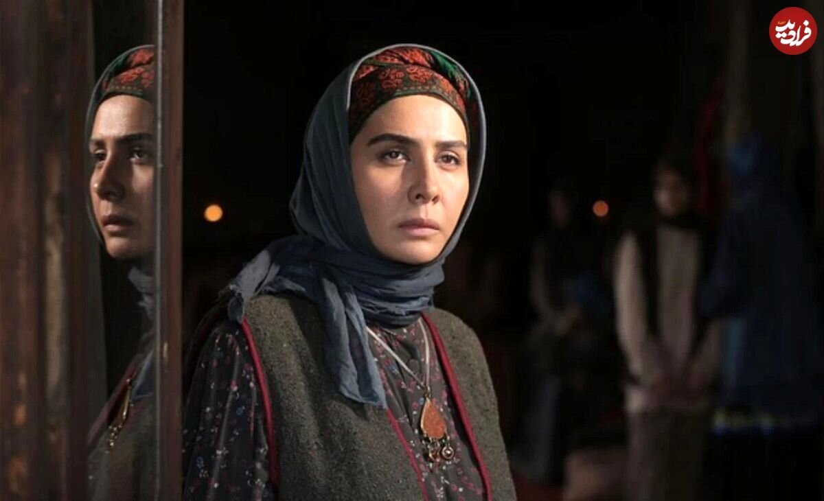 سارا والیانی سارا والیانی
