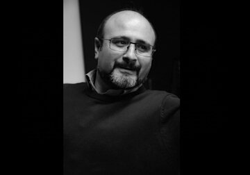 موشها تمام حقیقت جهان هستی هستند موشها تمام حقیقت جهان هستی هستند
