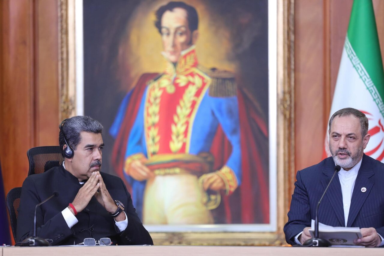 تصاویری خاص از دیدار وزیر دفاع ایران با مادورو، رئیس جمهور ونزوئلا