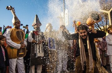 ۱۰۰ نفر عکاس و خبرنگاران سی پنجمین جشنواره تئاتر کردستان را پوشش خبری میدهند ۱۰۰ نفر عکاس و خبرنگاران سی پنجمین جشنواره تئاتر کردستان را پوشش خبری میدهند