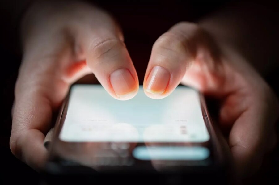 اگر بدانید که همراه همیشگیتان چقدر کثیف است!