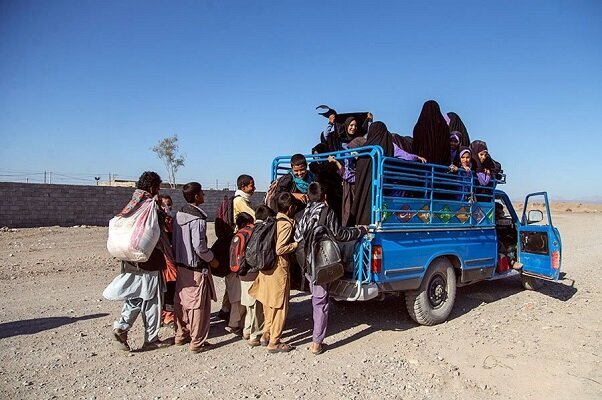 ترک تحصیل دانش‌آموزان روستایی به دلیل مشکل رفت‌وآمد/ درخواست بازنگری فوری در آیین‌نامه اجرایی حمل‌ونقل دانش‌آموزان