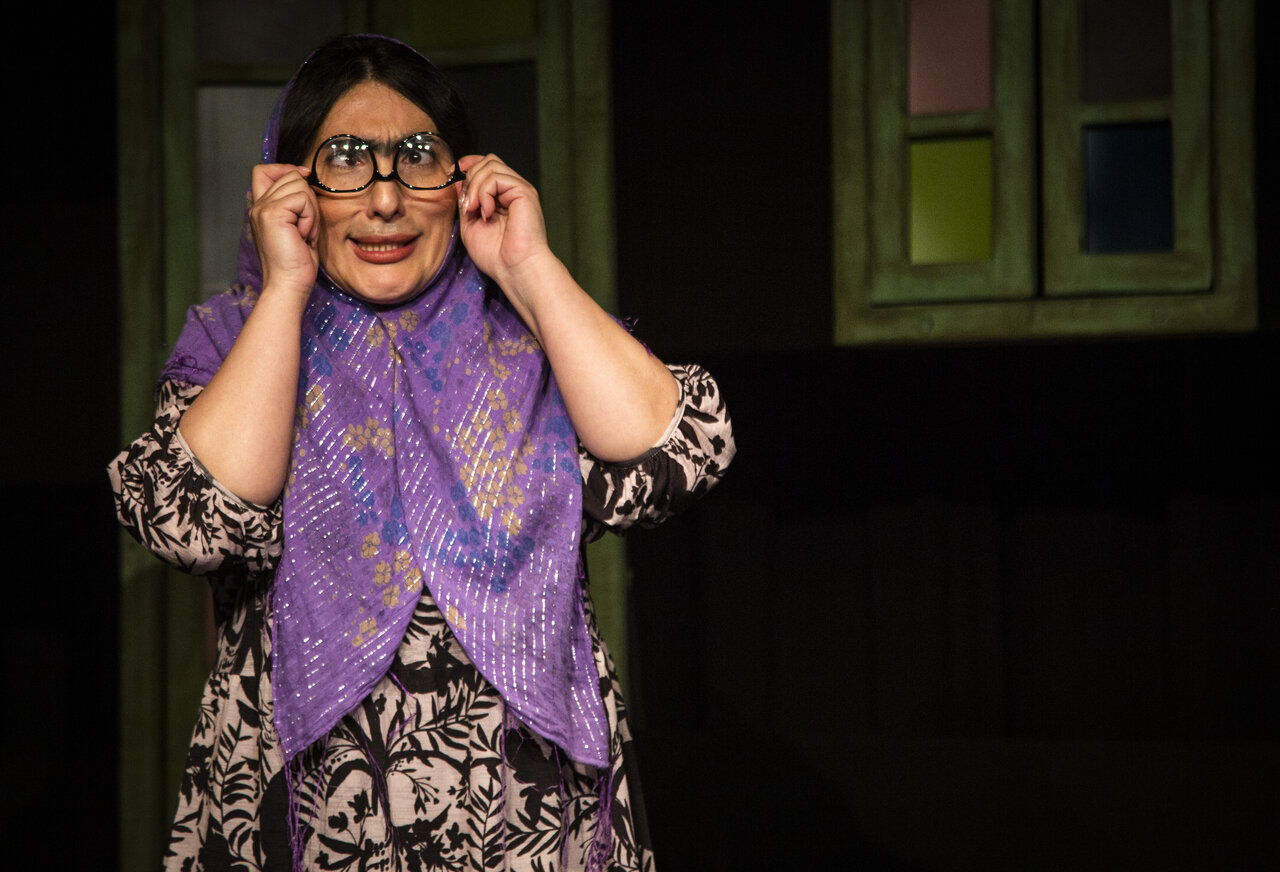 ۱۰۰ نفر عکاس و خبرنگاران سی پنجمین جشنواره تئاتر کردستان را پوشش خبری میدهند