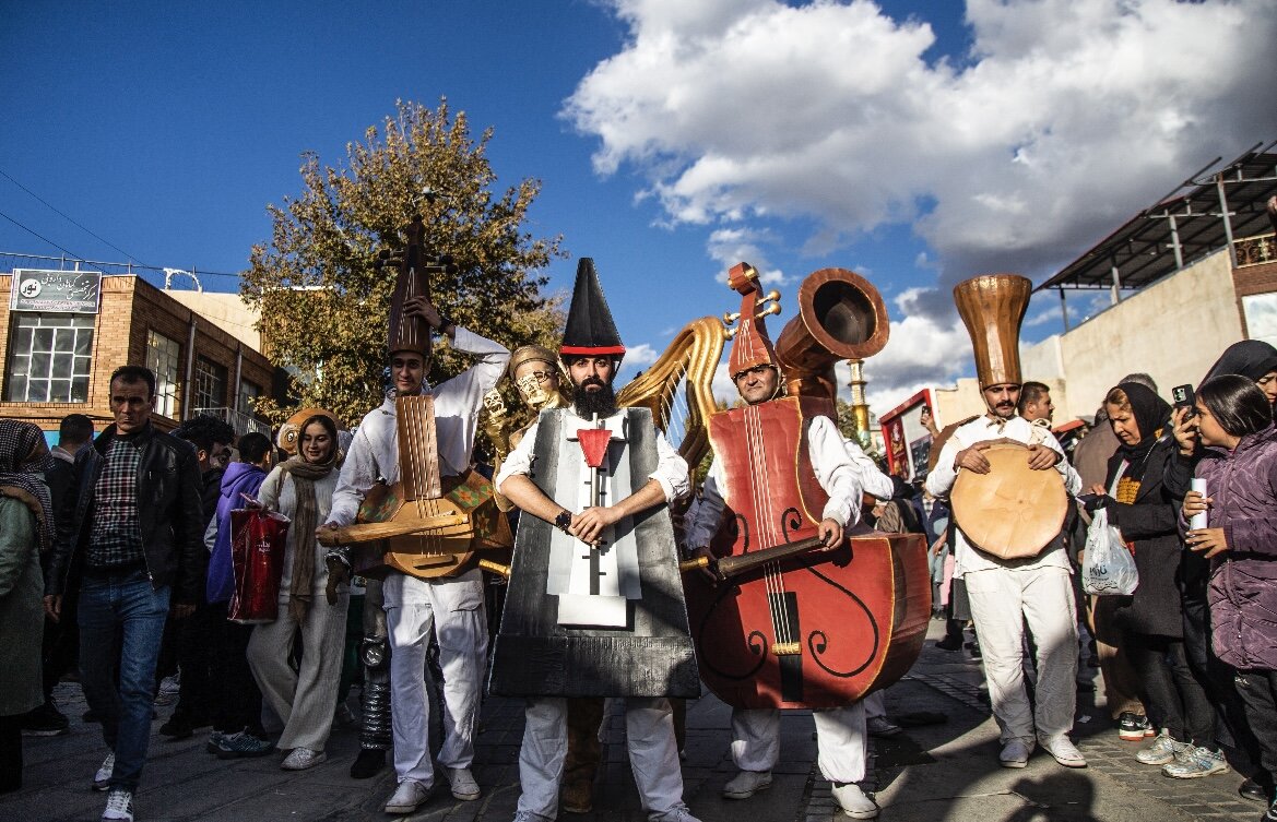 ۱۰۰ نفر عکاس و خبرنگاران سی پنجمین جشنواره تئاتر کردستان را پوشش خبری میدهند