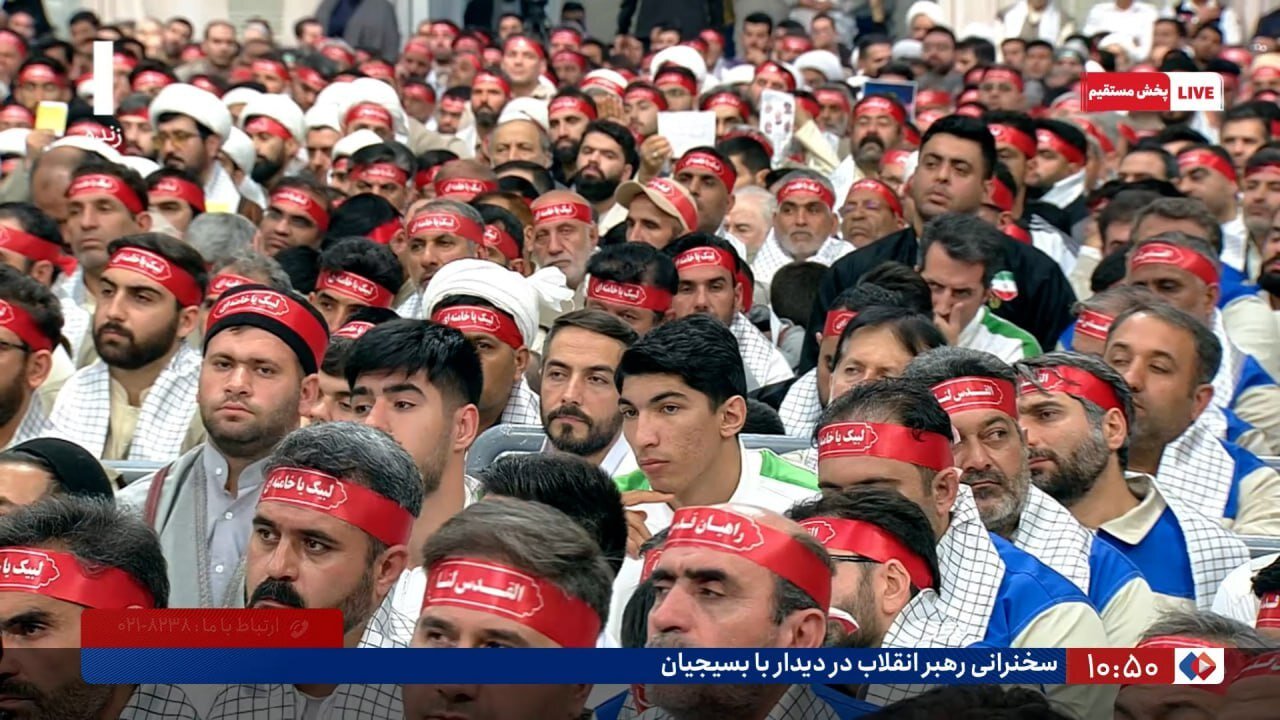 حضور المپیکیهای تکواندو در دیدار با رهبر انقلاب