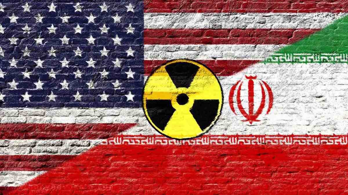 وبسایت معاونت سیاسی سپاه: پکن ملاحظات سیاسی گذشته را در خرید نفت از ایران ندارد/ قیمت پایینتر نفت ایران ریسک مالی چین را کاهش میدهد وبسایت معاونت سیاسی سپاه: پکن ملاحظات سیاسی گذشته را در خرید نفت از ایران ندارد/ قیمت پایینتر نفت ایران ریسک مالی چین را کاهش میدهد