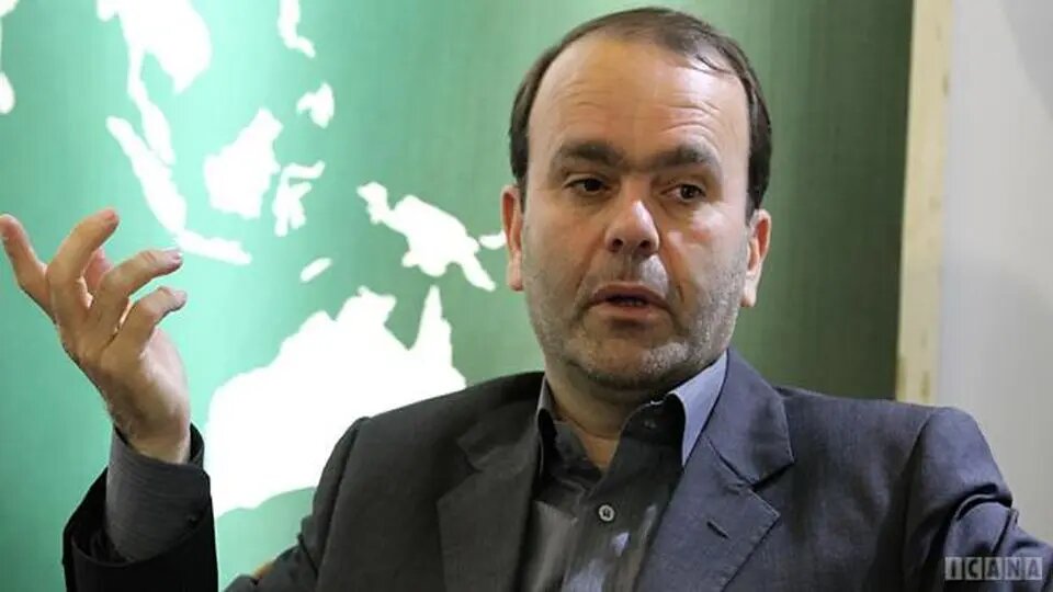 استقبال ۲ نماینده از قرارداد طولانی مدت ایران و غرب/ نصیرپور: حاکمیت برای تندروها فکری خواهد کرد/ اردستانی: برجام معیشت مردم را آسان کرد